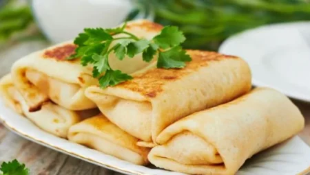 Nefis Tavuklu Krep Bohçası Tarifi