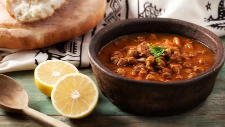 Evde Kolayca Yapabileceğiniz Bamya Çorbası Tarifleri