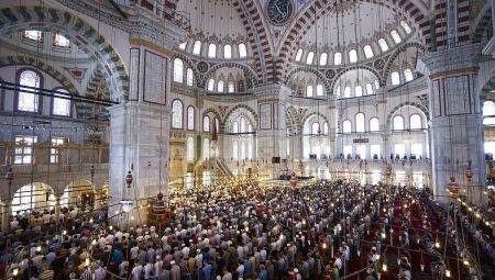 Mevlid Kandili’nin Anlamı ve Önemi