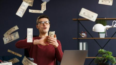 Freelance, E-Ticaret, İçerik Üretimi: 2025’te En Karlı Online Kazanç Modelleri