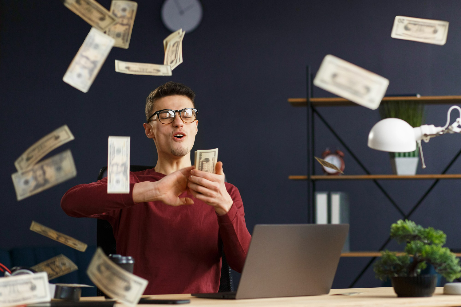 Freelance, E-Ticaret, İçerik Üretimi: 2025’te En Karlı Online Kazanç Modelleri